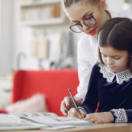 tutor teaching writing